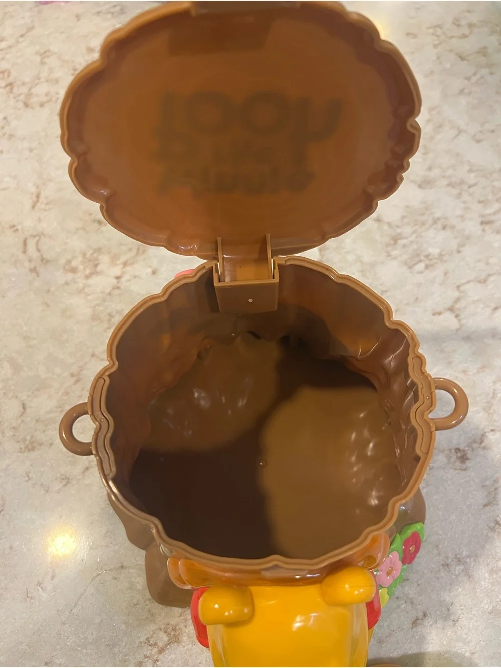 Disney Tokyo Resor Winnie the Pooh Tree Stump Popcorn Bucket